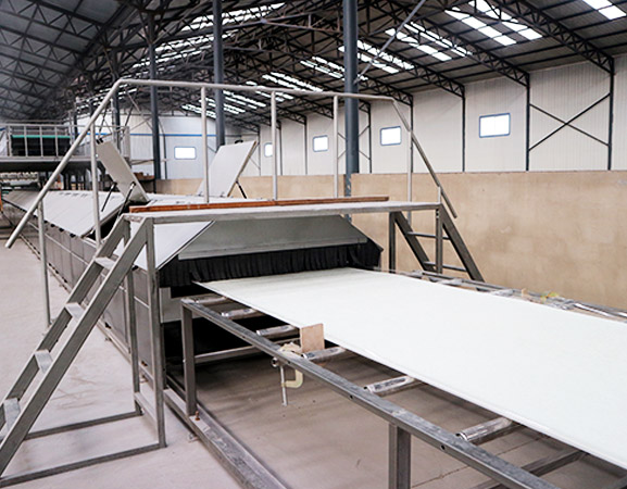 Máquina de láminas de FRP multifuncional