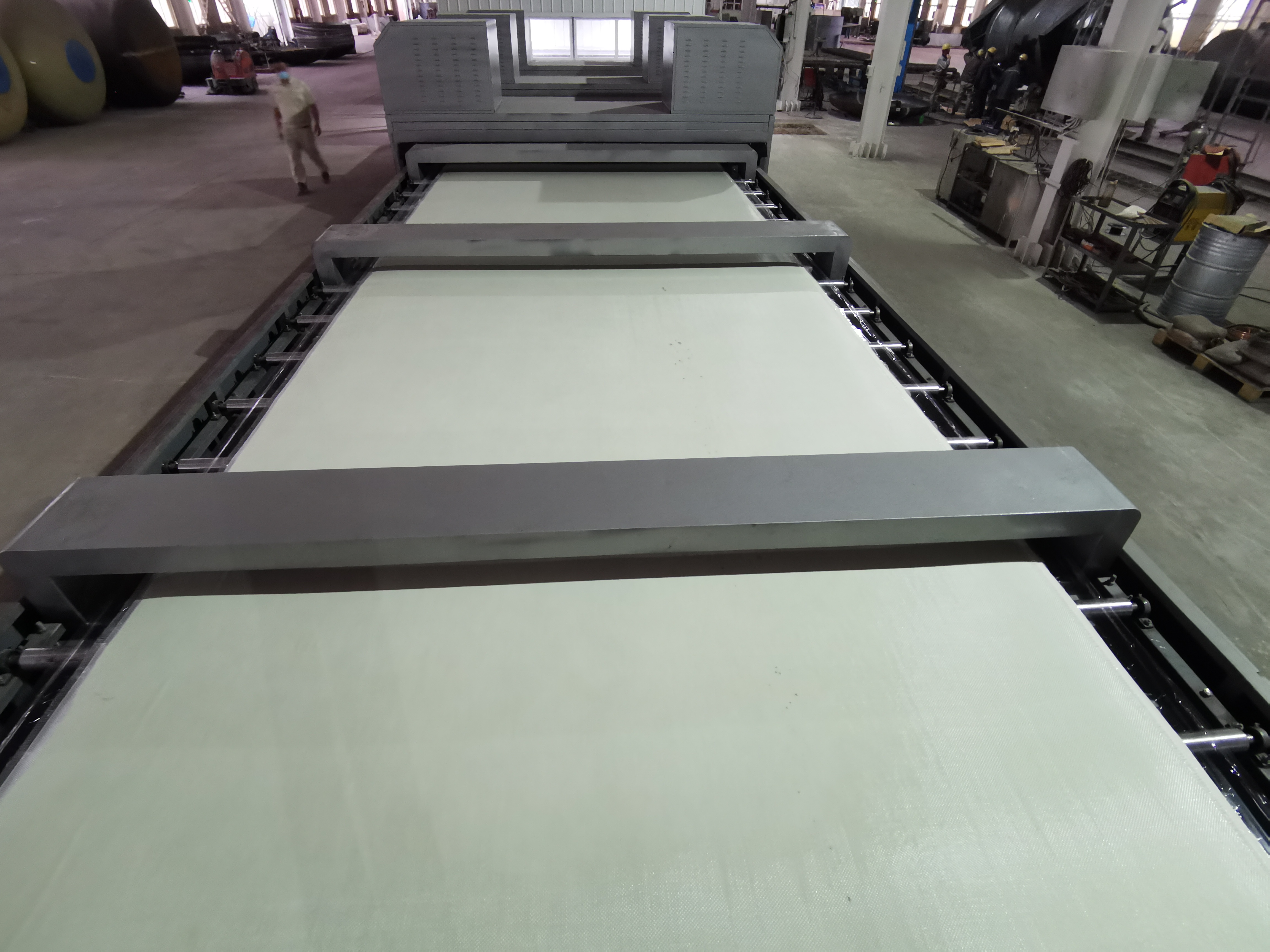 3.2米 FRP胶衣平板生产线（车厢专用）